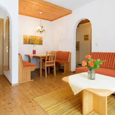 Alojamento de Acomodação e Pequeno-almoço Haus Christaldo Sankt Anton am Arlberg